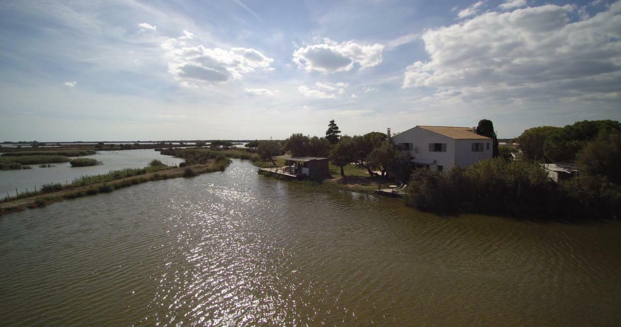 Mas Des Cabidoules Bed & Breakfast Saintes-Maries-de-la-Mer Exterior photo